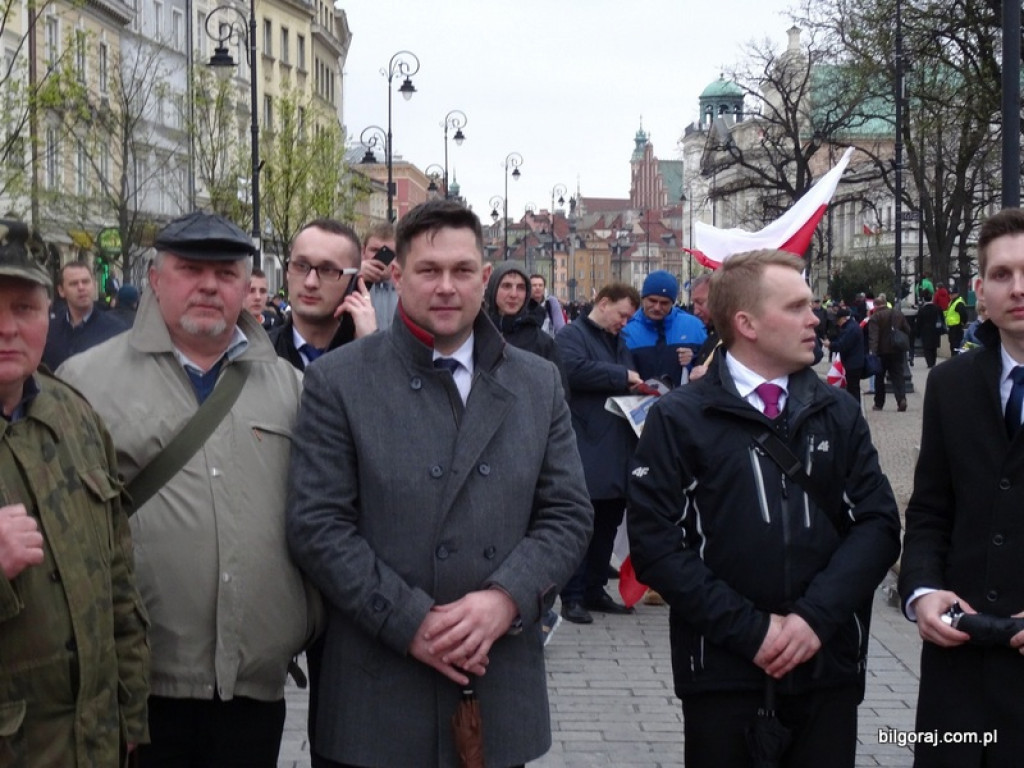 Reprezentacja biłgorajskie prawicy na 6. rocznicy katastrofy smoleńskiej w Warszawie (FOTO)