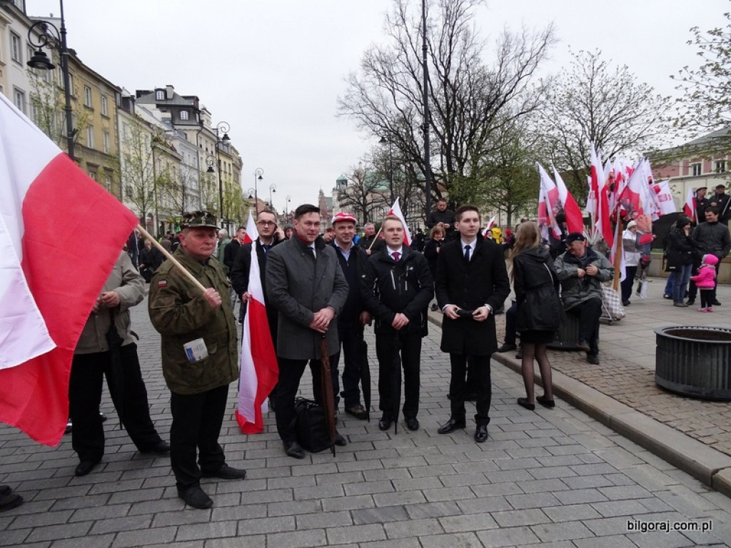 Reprezentacja biłgorajskie prawicy na 6. rocznicy katastrofy smoleńskiej w Warszawie (FOTO)