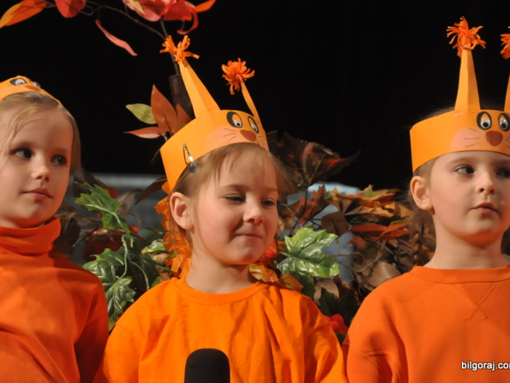 W Tarnogrodzie ruszył XVII Powiatowy Przegląd Teatrów Dziecięcych i Młodzieżowych (FOTO)