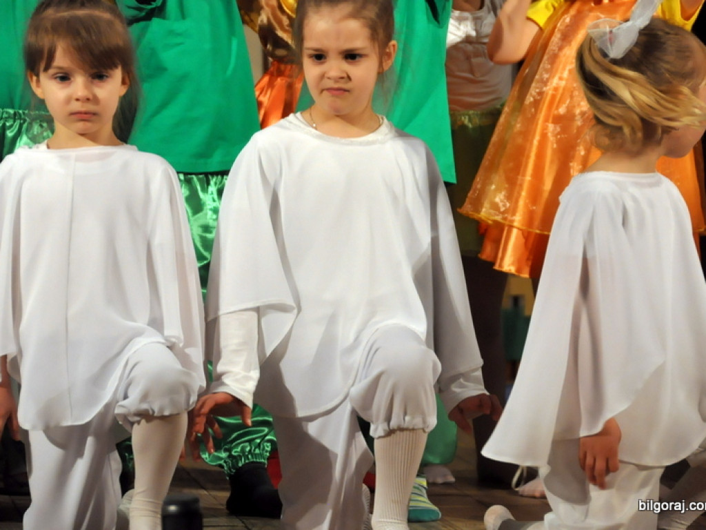 W Tarnogrodzie ruszył XVII Powiatowy Przegląd Teatrów Dziecięcych i Młodzieżowych (FOTO)