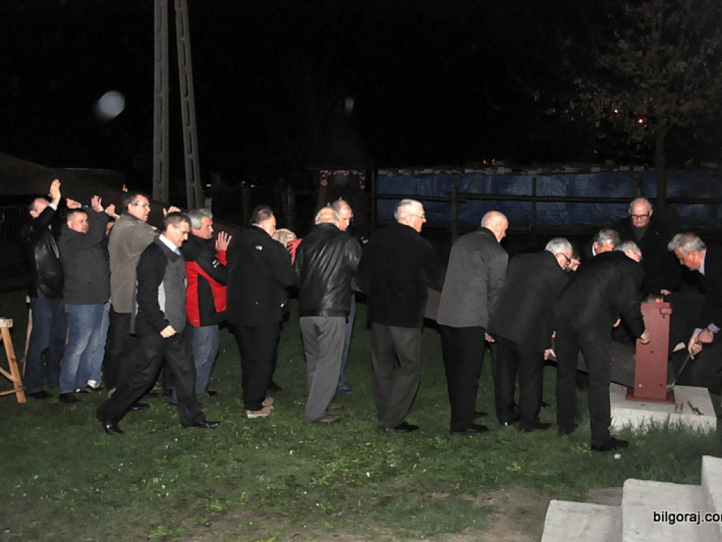 Intronizacja krzyża u Chrystusa Króla (FOTO)