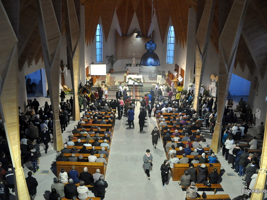 Intronizacja krzyża u Chrystusa Króla (FOTO)