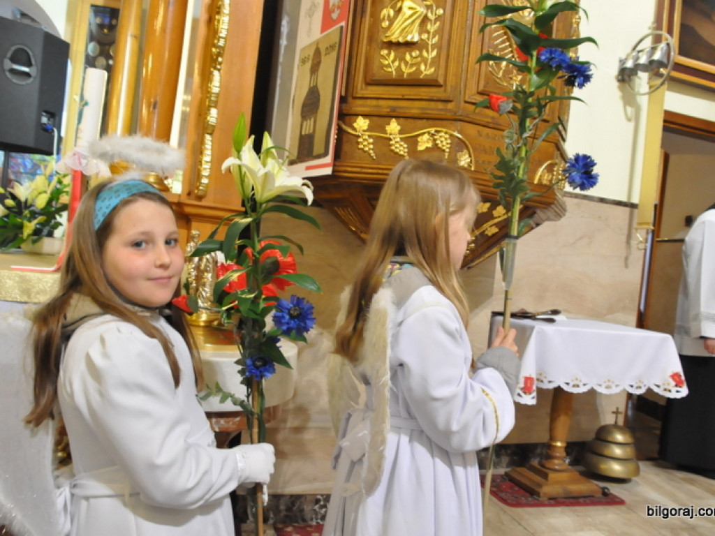 Obchody jubileuszu 1050-lecia chrztu Polski w parafii św. Jerzego w Biłgoraju (FOTO)