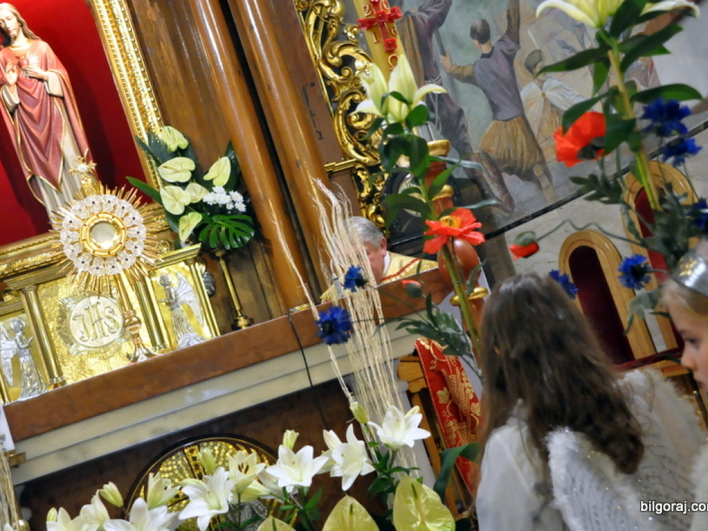Obchody jubileuszu 1050-lecia chrztu Polski w parafii św. Jerzego w Biłgoraju (FOTO)