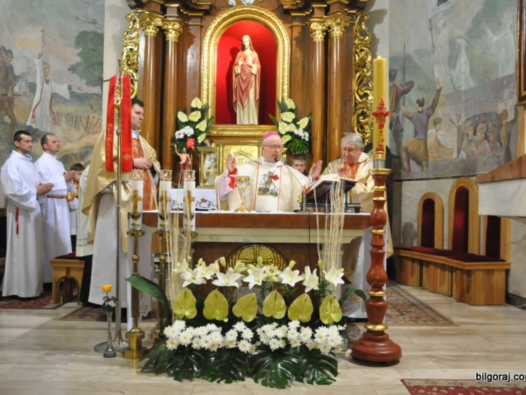 Obchody jubileuszu 1050-lecia chrztu Polski w parafii św. Jerzego w Biłgoraju (FOTO)