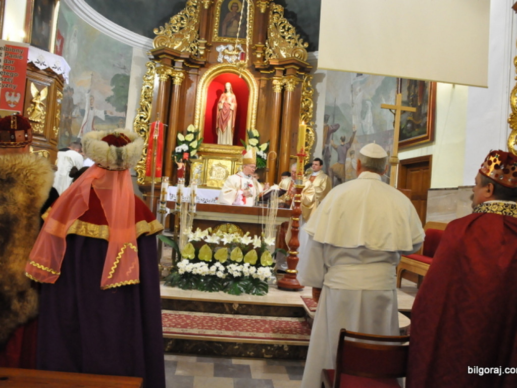 Obchody jubileuszu 1050-lecia chrztu Polski w parafii św. Jerzego w Biłgoraju (FOTO)