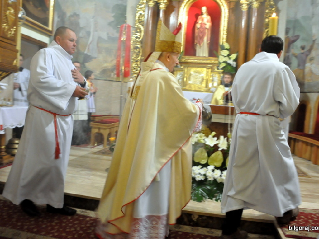 Obchody jubileuszu 1050-lecia chrztu Polski w parafii św. Jerzego w Biłgoraju (FOTO)