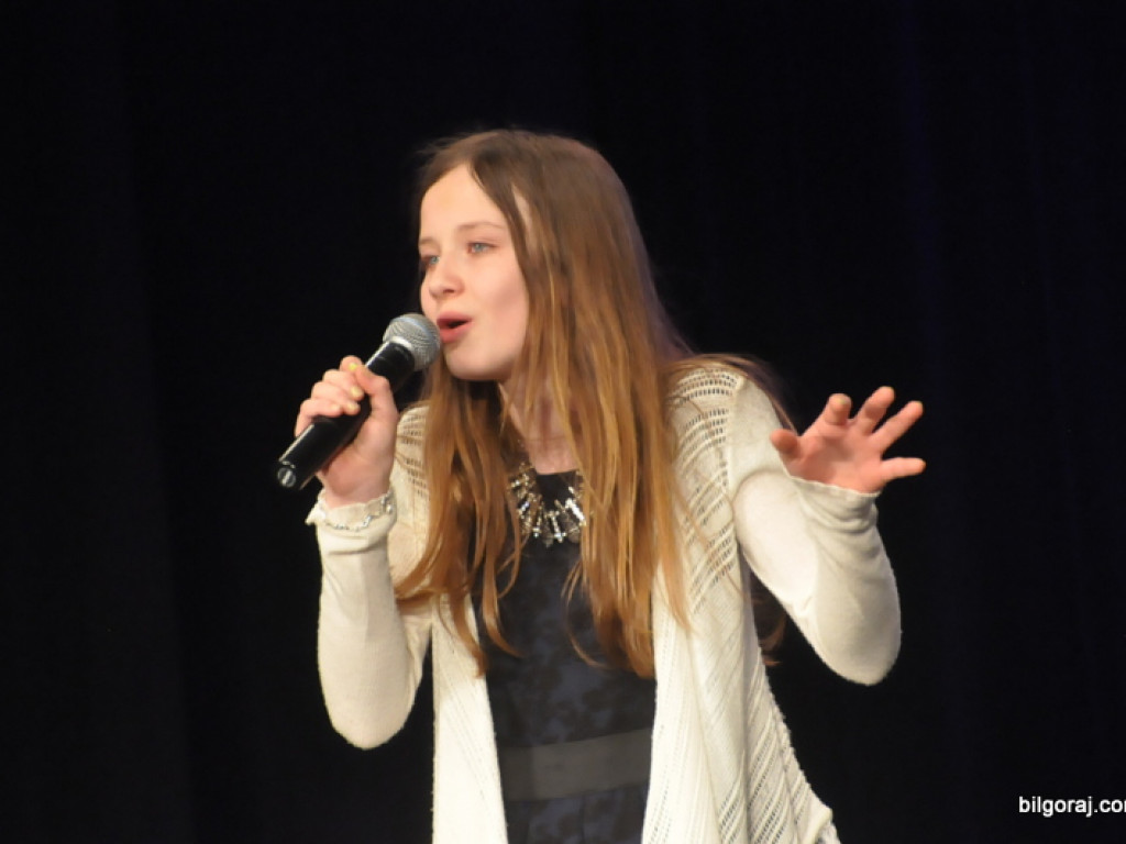 XIV Powiatowy Festiwal Piosenki Obcojęzycznej (FOTO, VIDEO, WYNIKI)