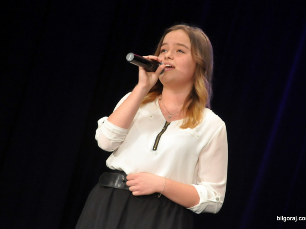 XIV Powiatowy Festiwal Piosenki Obcojęzycznej (FOTO, VIDEO, WYNIKI)