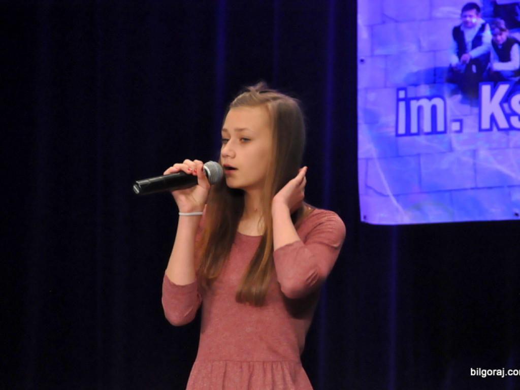 XIV Powiatowy Festiwal Piosenki Obcojęzycznej (FOTO, VIDEO, WYNIKI)