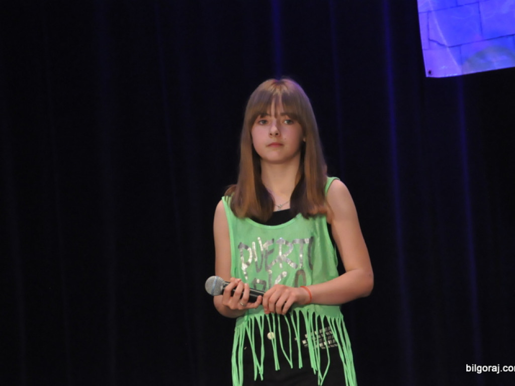 XIV Powiatowy Festiwal Piosenki Obcojęzycznej (FOTO, VIDEO, WYNIKI)