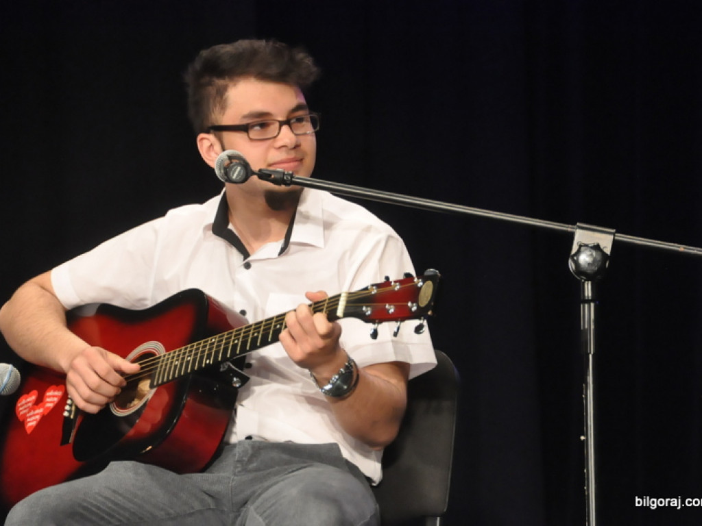 XIV Powiatowy Festiwal Piosenki Obcojęzycznej (FOTO, VIDEO, WYNIKI)