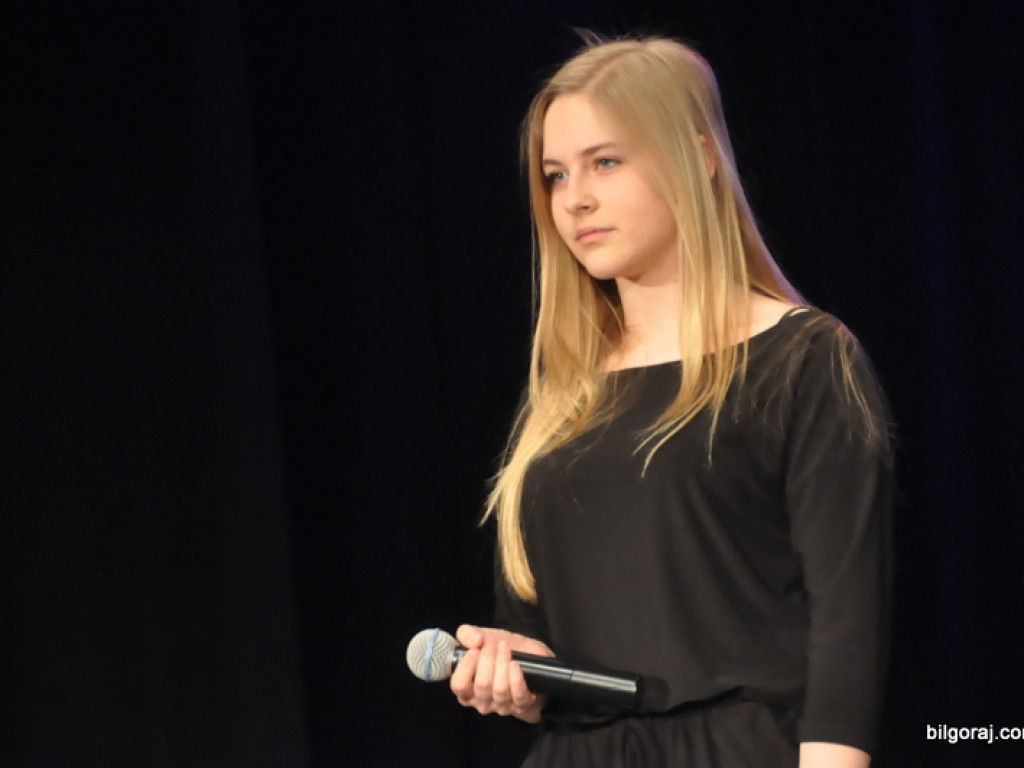 XIV Powiatowy Festiwal Piosenki Obcojęzycznej (FOTO, VIDEO, WYNIKI)