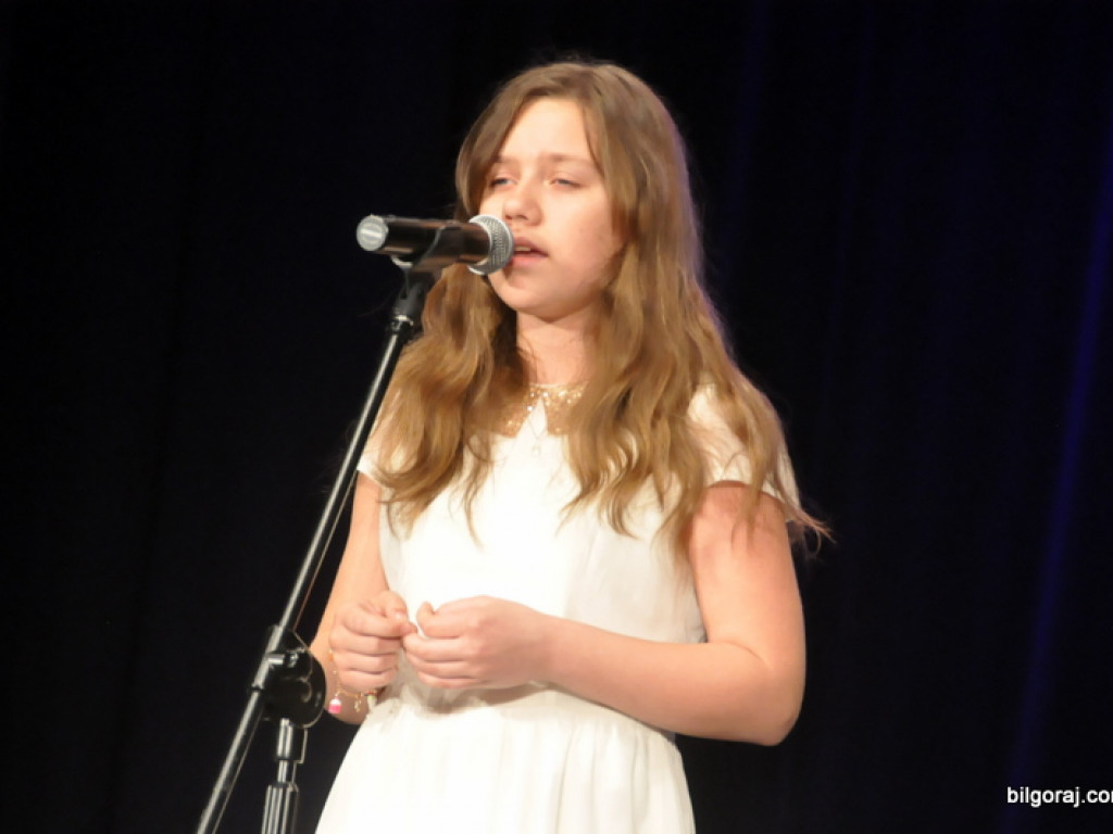 XIV Powiatowy Festiwal Piosenki Obcojęzycznej (FOTO, VIDEO, WYNIKI)