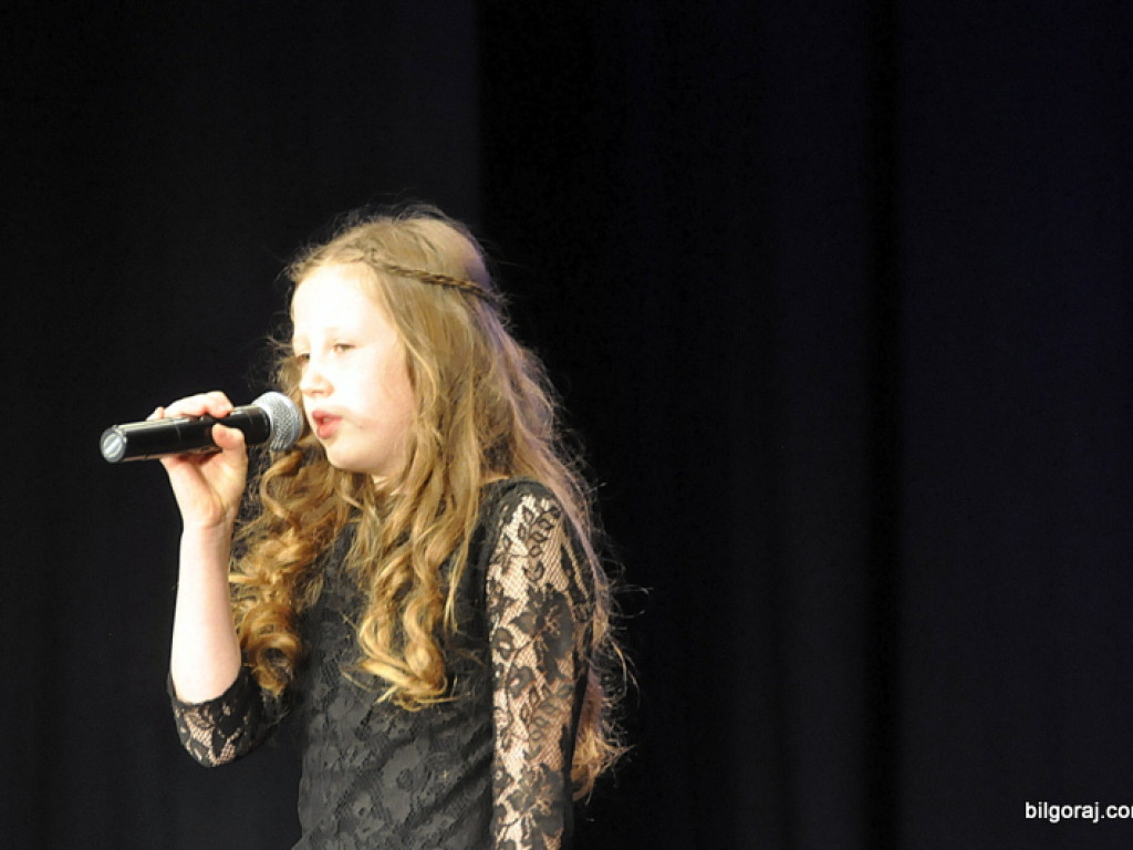 XIV Powiatowy Festiwal Piosenki Obcojęzycznej (FOTO, VIDEO, WYNIKI)