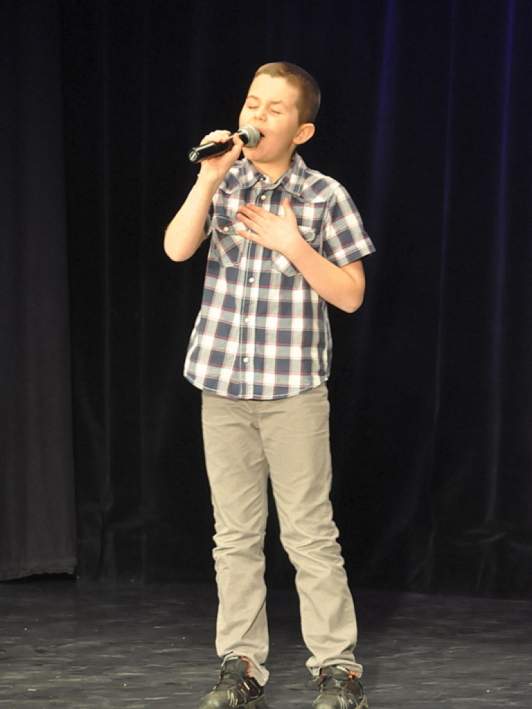 XIV Powiatowy Festiwal Piosenki Obcojęzycznej (FOTO, VIDEO, WYNIKI)