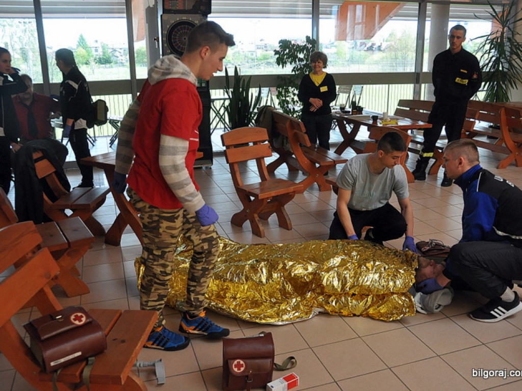 Powiatowe zawody pierwszej pomocy przedmedycznej (FOTO, WYNIKI)