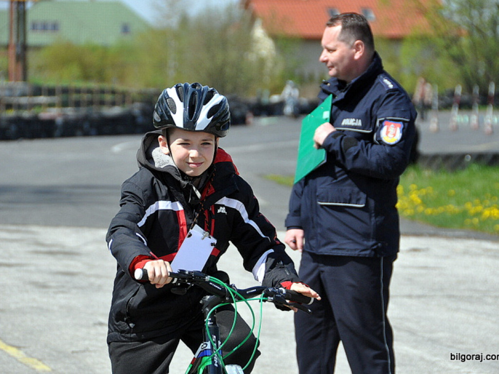 Powiatowy Turniej BRD dla szkół podstawowych (FOTO, WYNIKI)