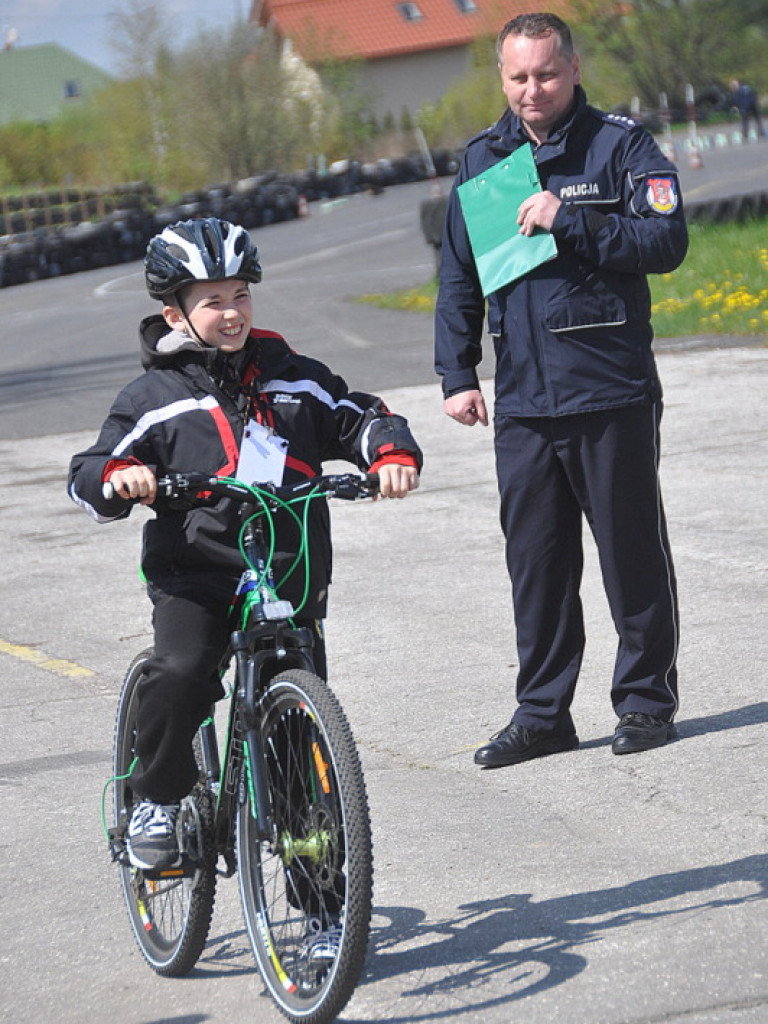 Powiatowy Turniej BRD dla szkół podstawowych (FOTO, WYNIKI)