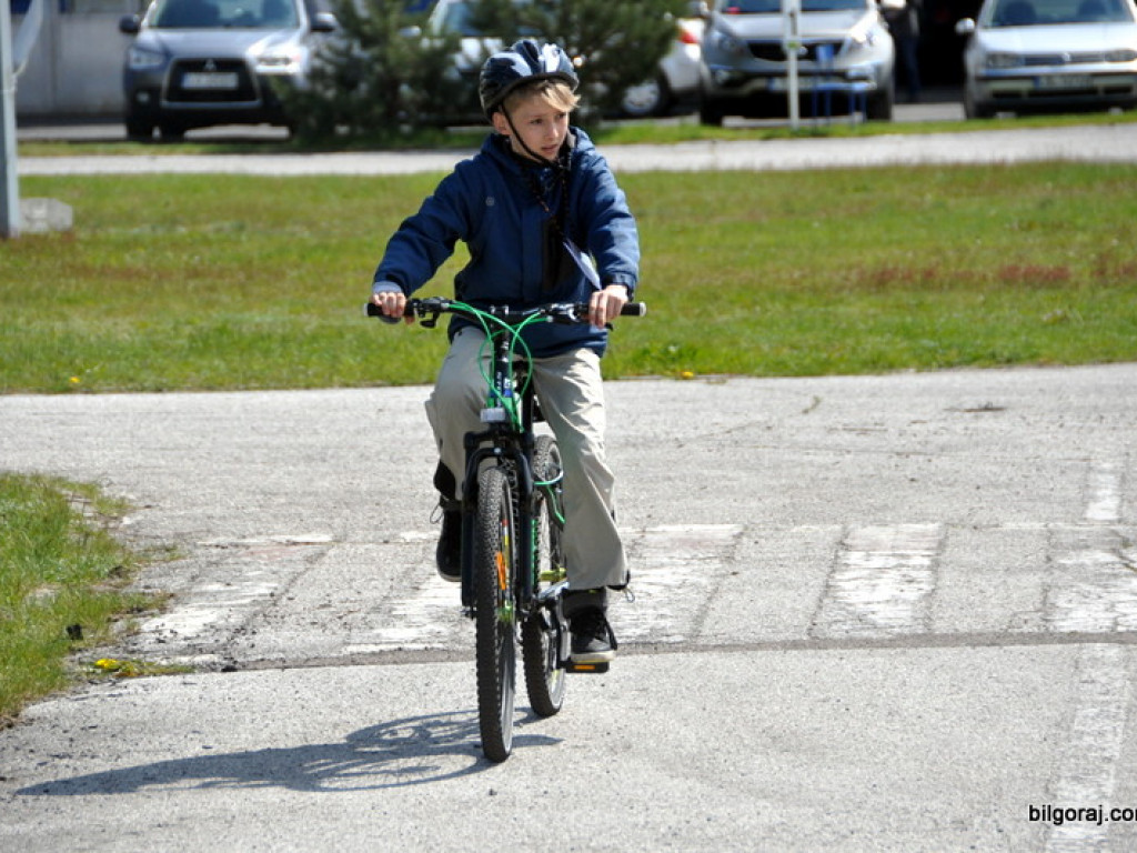 Powiatowy Turniej BRD dla szkół podstawowych (FOTO, WYNIKI)