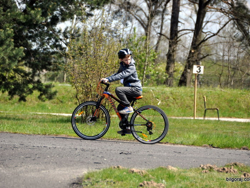 Powiatowy Turniej BRD dla szkół podstawowych (FOTO, WYNIKI)