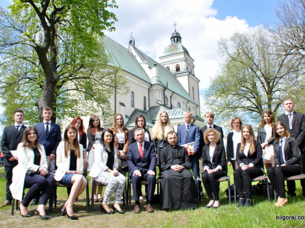 Zakończenie roku szkolnego dla maturzystów w Katolickim Liceum (FOTO)