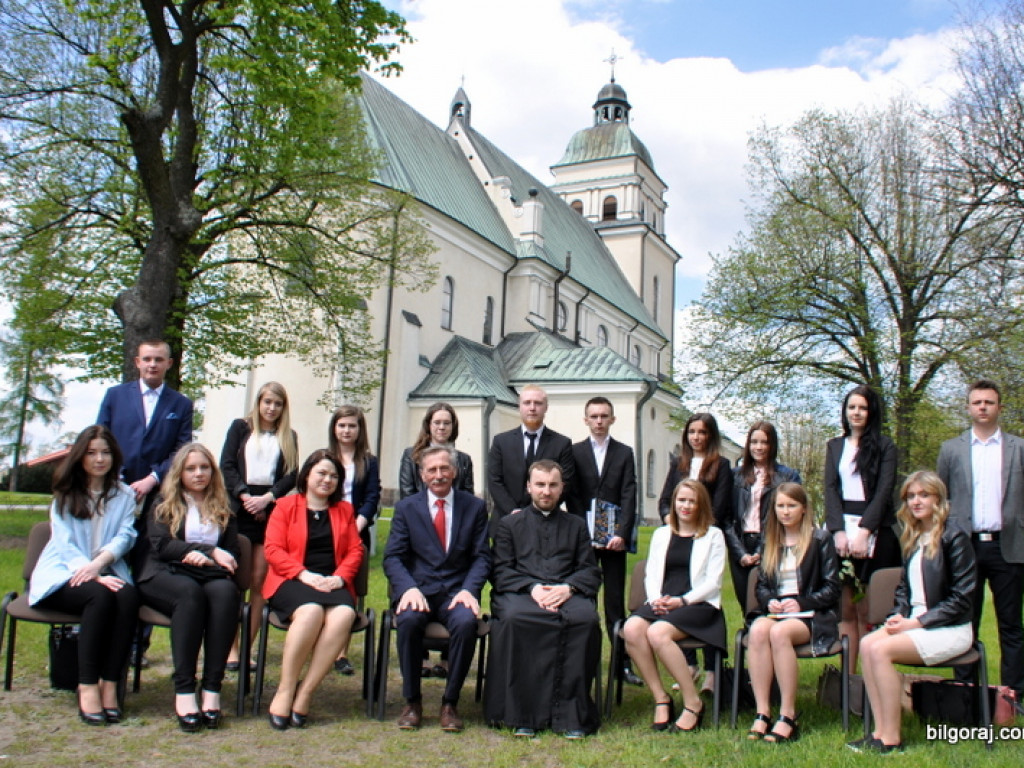 Zakończenie roku szkolnego dla maturzystów w Katolickim Liceum (FOTO)