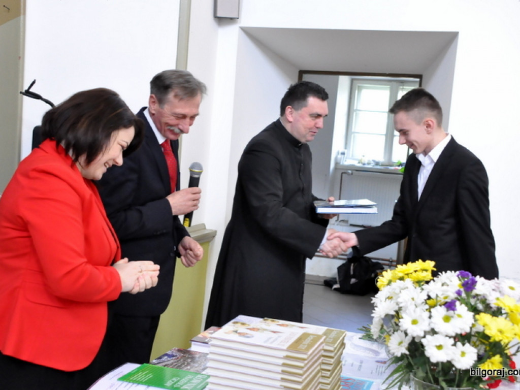 Zakończenie roku szkolnego dla maturzystów w Katolickim Liceum (FOTO)