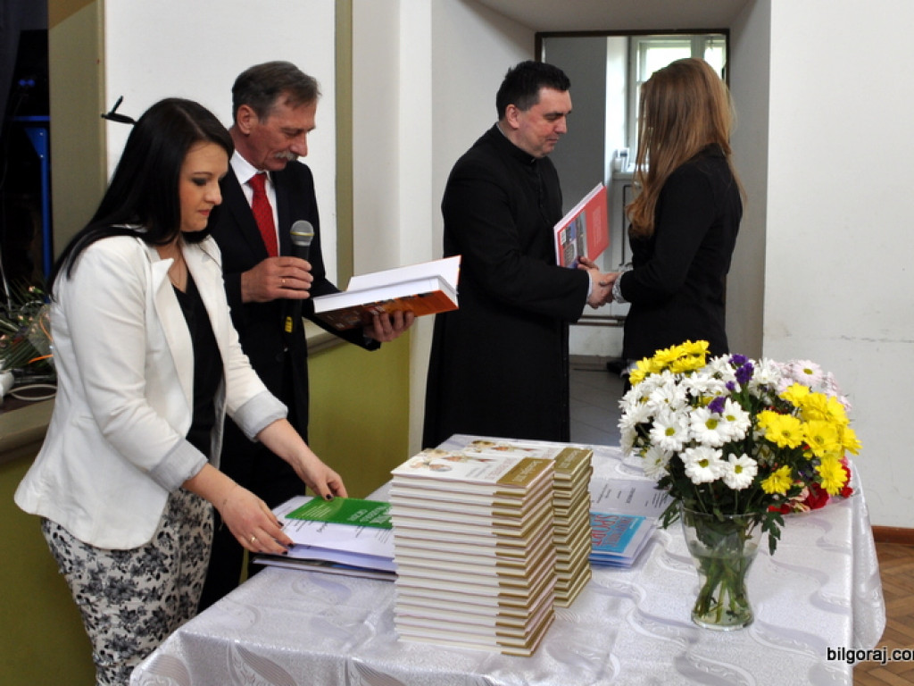 Zakończenie roku szkolnego dla maturzystów w Katolickim Liceum (FOTO)