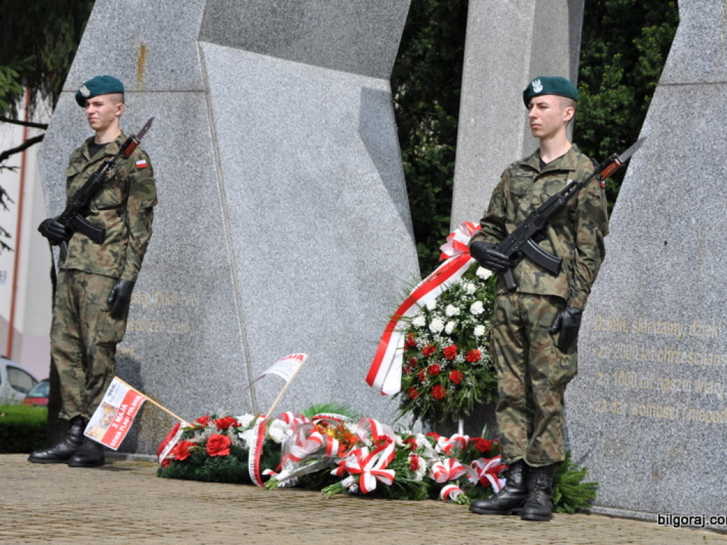 Biłgoraj: 225. rocznica uchwalenia Konstytucji 3 Maja (FOTO, AUDIO)