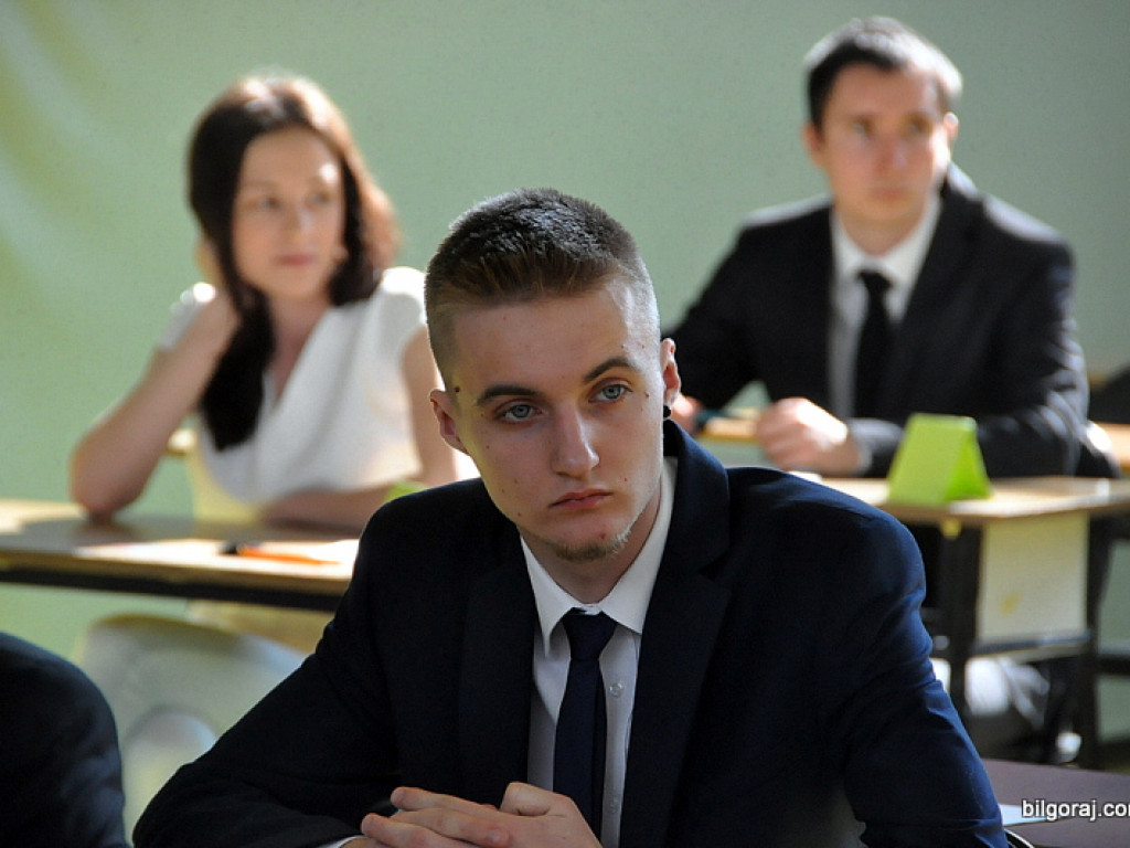 Ruszyły tegoroczne matury. Dziś język polski (FOTO)