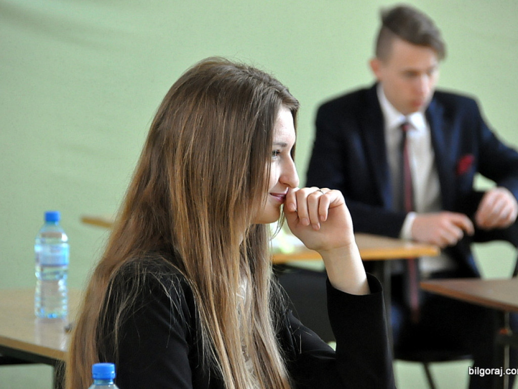 Ruszyły tegoroczne matury. Dziś język polski (FOTO)