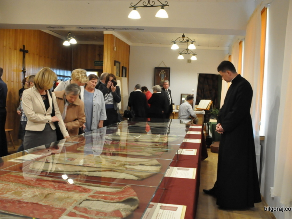 Zabytki łukowskiej parafii. Wyjątkowa wystawa w łukowskim GOK-u (FOTO)