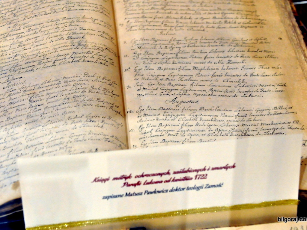 Zabytki łukowskiej parafii. Wyjątkowa wystawa w łukowskim GOK-u (FOTO)