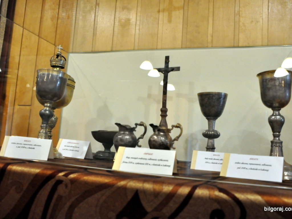 Zabytki łukowskiej parafii. Wyjątkowa wystawa w łukowskim GOK-u (FOTO)