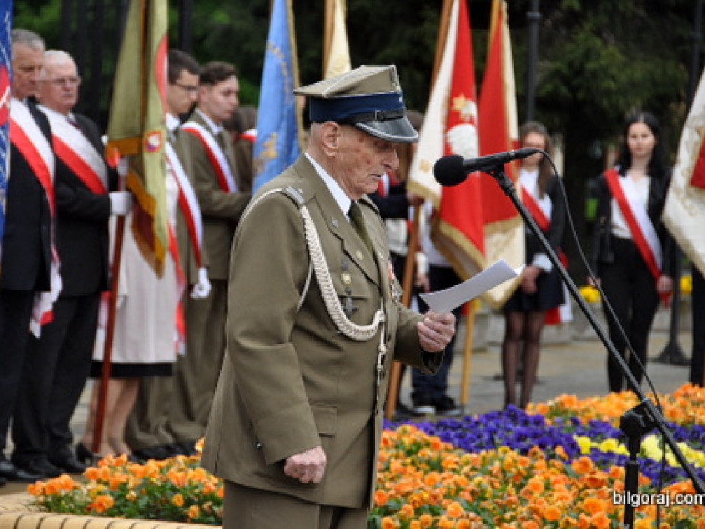 Obchody 71. rocznicy zakończenia II wojny światowej (FOTO)
