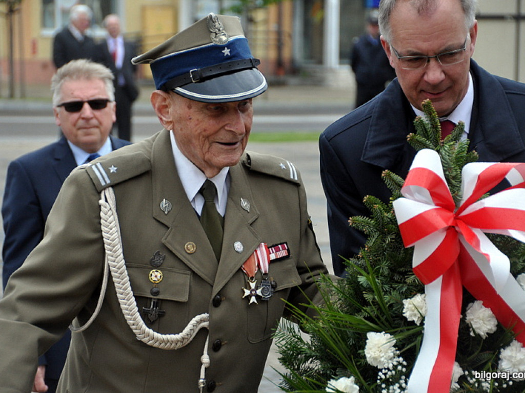 Obchody 71. rocznicy zakończenia II wojny światowej (FOTO)