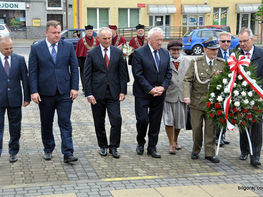 Obchody 71. rocznicy zakończenia II wojny światowej (FOTO)