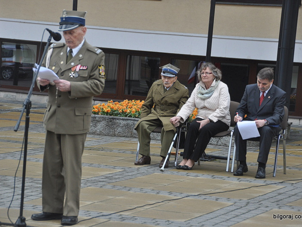 Obchody 71. rocznicy zakończenia II wojny światowej (FOTO)