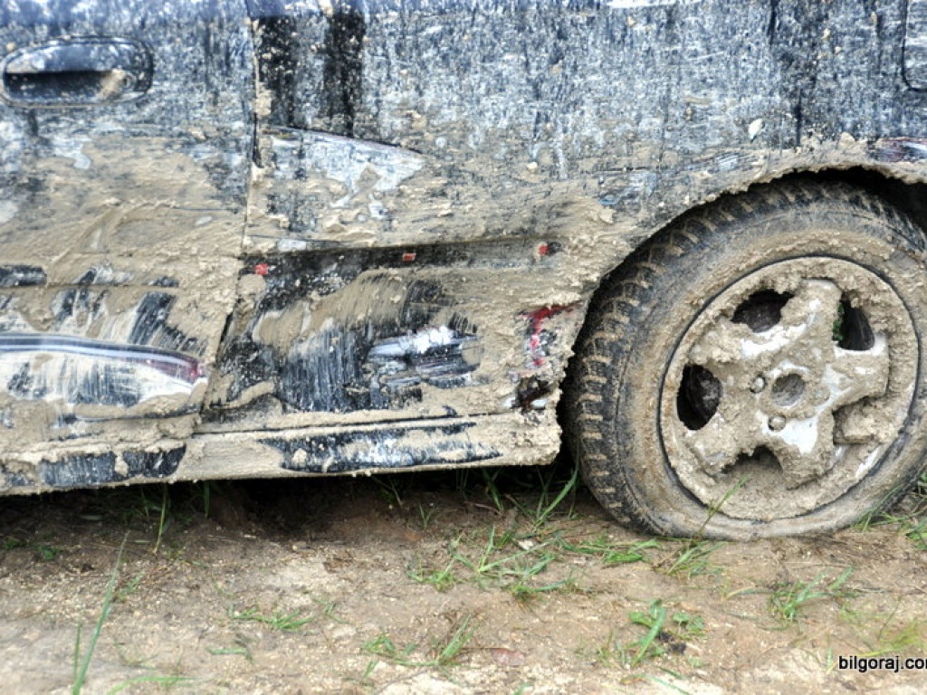 Tegoroczny sezon wrak race w Żelebsku rozpoczęty (FOTO, WYNIKI)