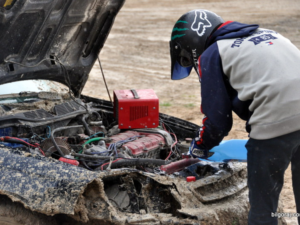 Tegoroczny sezon wrak race w Żelebsku rozpoczęty (FOTO, WYNIKI)