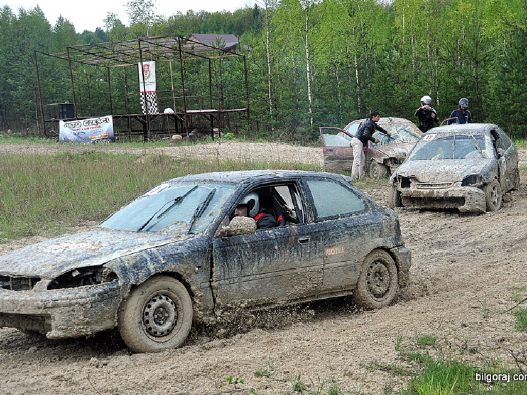 Tegoroczny sezon wrak race w Żelebsku rozpoczęty (FOTO, WYNIKI)