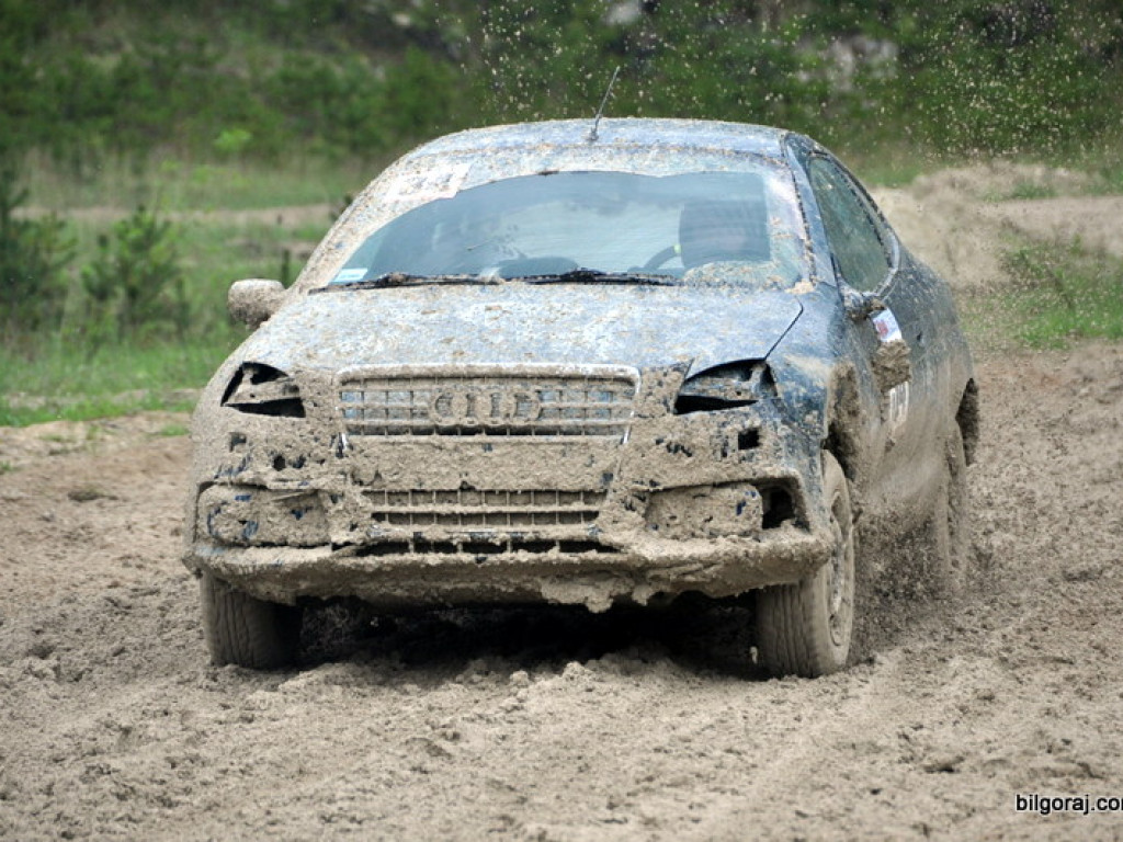 Tegoroczny sezon wrak race w Żelebsku rozpoczęty (FOTO, WYNIKI)