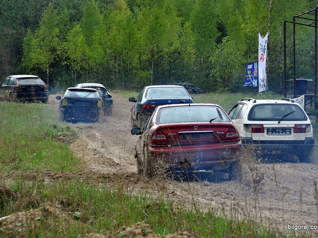 Tegoroczny sezon wrak race w Żelebsku rozpoczęty (FOTO, WYNIKI)