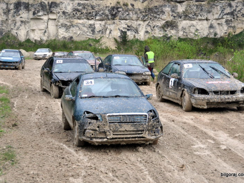 Tegoroczny sezon wrak race w Żelebsku rozpoczęty (FOTO, WYNIKI)