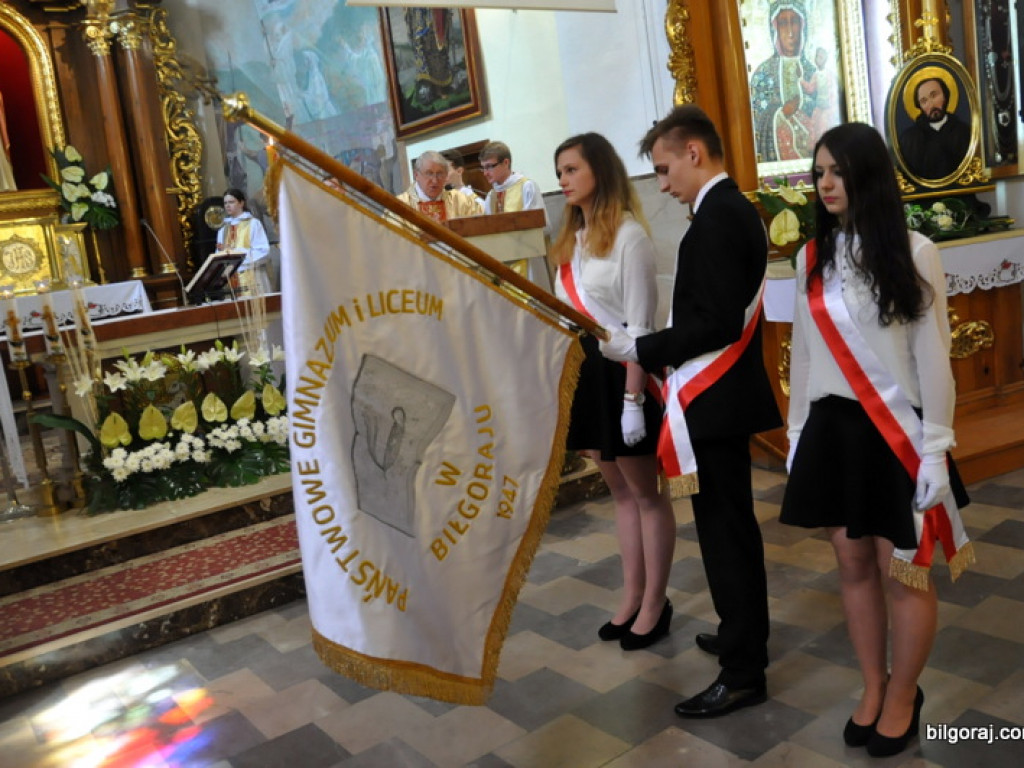 Replika sztandaru dla ZSO w Biłgoraju (FOTO)