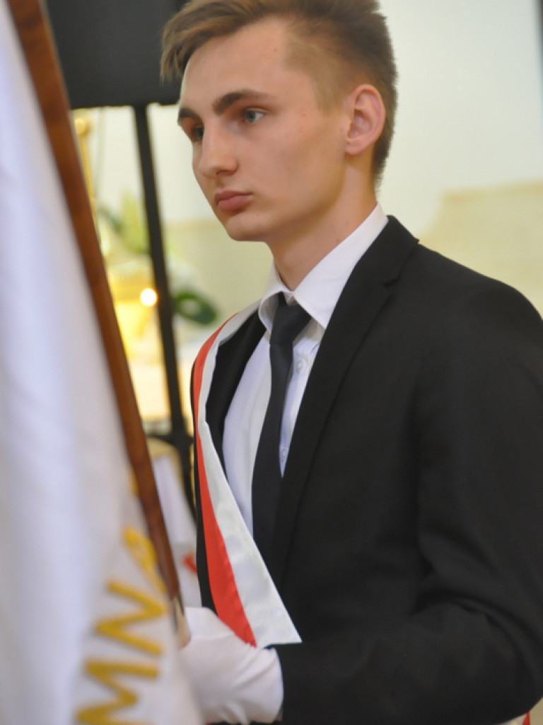 Replika sztandaru dla ZSO w Biłgoraju (FOTO)