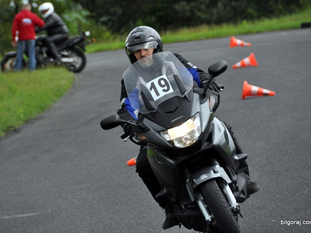 W Biłgoraju ruszyły specjalistyczne szkolenia dla motocyklistów (FOTO)