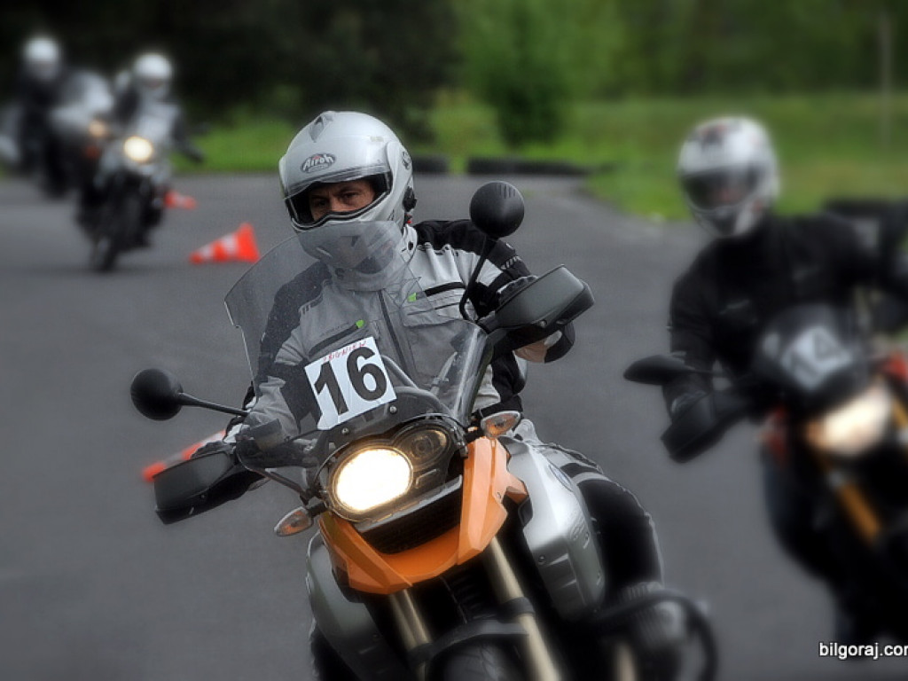 W Biłgoraju ruszyły specjalistyczne szkolenia dla motocyklistów (FOTO)