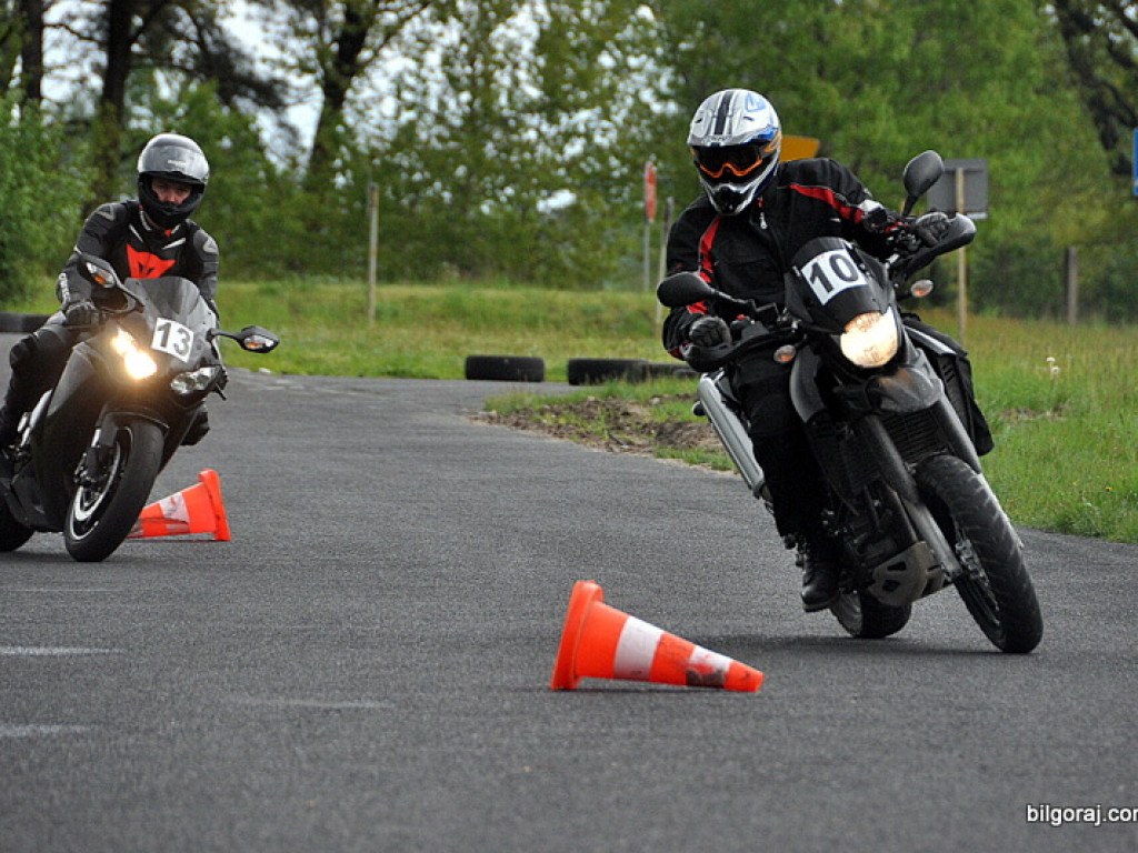 W Biłgoraju ruszyły specjalistyczne szkolenia dla motocyklistów (FOTO)